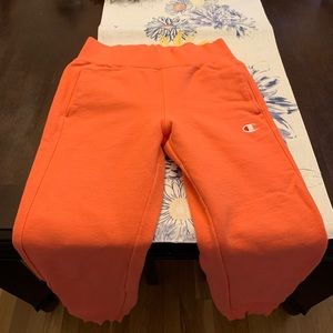 Cute bright champion sweatpants joggers coral/salmon, slim fit size small, EUC